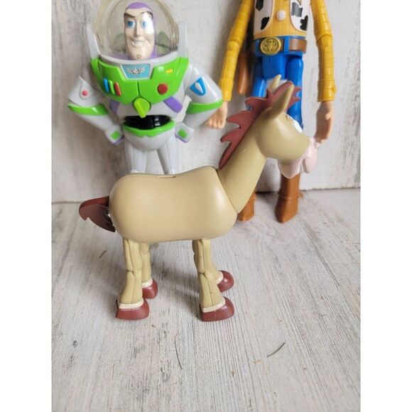 Toy Story play set Bullseye buzz Lightyear Woody toy figure - Picture 6 of 15